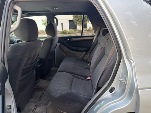 Used 2005 Toyota 4Runner Sport RWD image 25