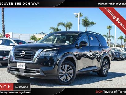 Used 2022 Nissan Pathfinder SV