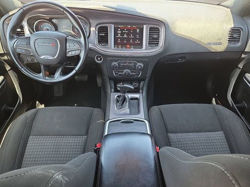 Used 2023 Dodge Charger SXT RWD image 9