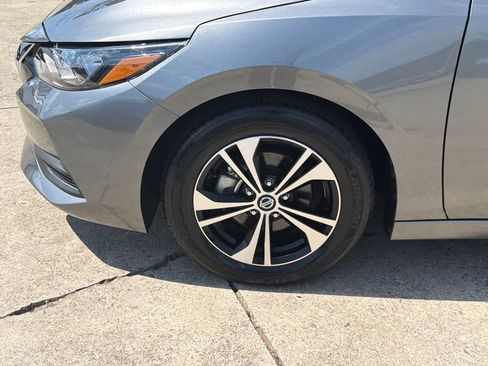 Used 2022 Nissan Sentra SV FWD image 9
