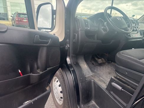 Used 2020 RAM ProMaster 1500 w/ Interior Convenience Group FWD image 17