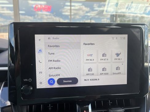 Used 2024 Toyota Corolla LE image 23