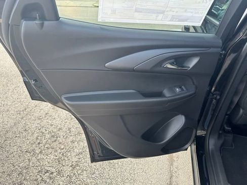 New 2025 Chevrolet TrailBlazer ACTIV w/ Convenience Package image 13