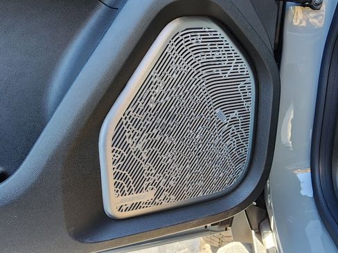 New 2026 GMC Hummer EV SUV image 18