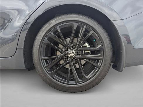 Used 2025 Toyota Camry SE image 21