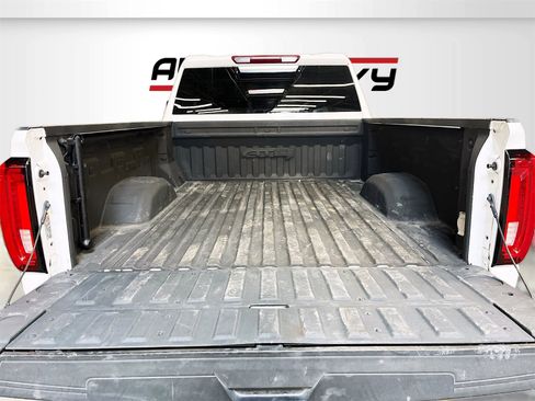Used 2023 GMC Sierra 2500 AT4 image 25