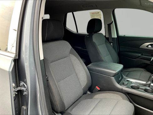 Used 2019 Chevrolet Traverse LT FWD image 30