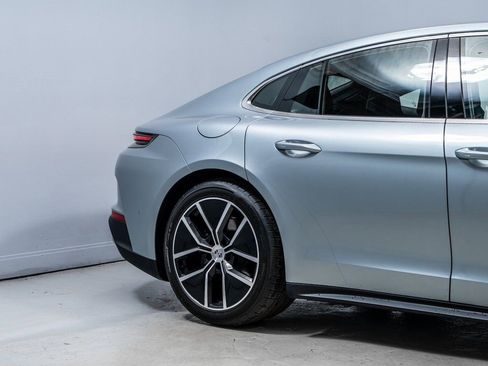 New 2026 Porsche Panamera 4 image 11