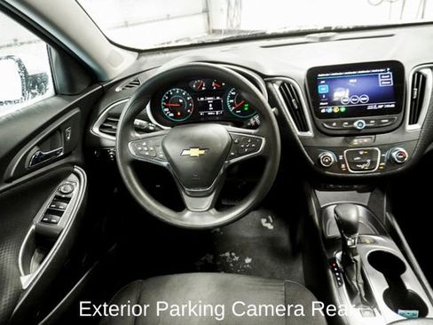 Used 2024 Chevrolet Malibu LS w/ Driver Confidence Package image 8