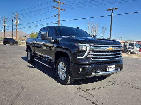 Used 2024 Chevrolet Silverado 2500 High Country image 6