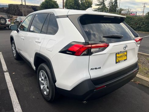 New 2025 Toyota RAV4 LE image 7
