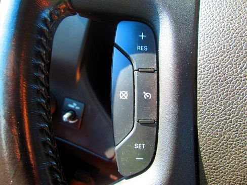 Used 2021 Chevrolet Express 2500 Extended w/ Driver Convenience Package image 13