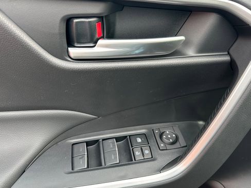 New 2025 Toyota RAV4 XLE w/ Convenience Package image 9