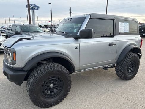 Used 2024 Ford Bronco Big Bend image 3