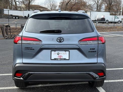 Certified 2024 Toyota Corolla Cross XSE image 7