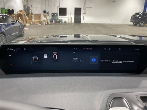 New 2025 Ford Expedition Active image 14