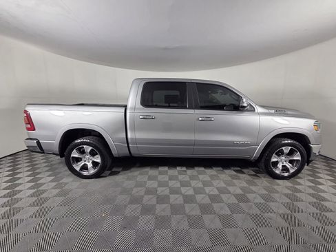 Used 2019 RAM 1500 Laramie AWD/4WD image 4