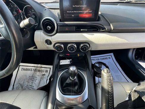 Used 2021 MAZDA MX-5 Miata RF Grand Touring image 11