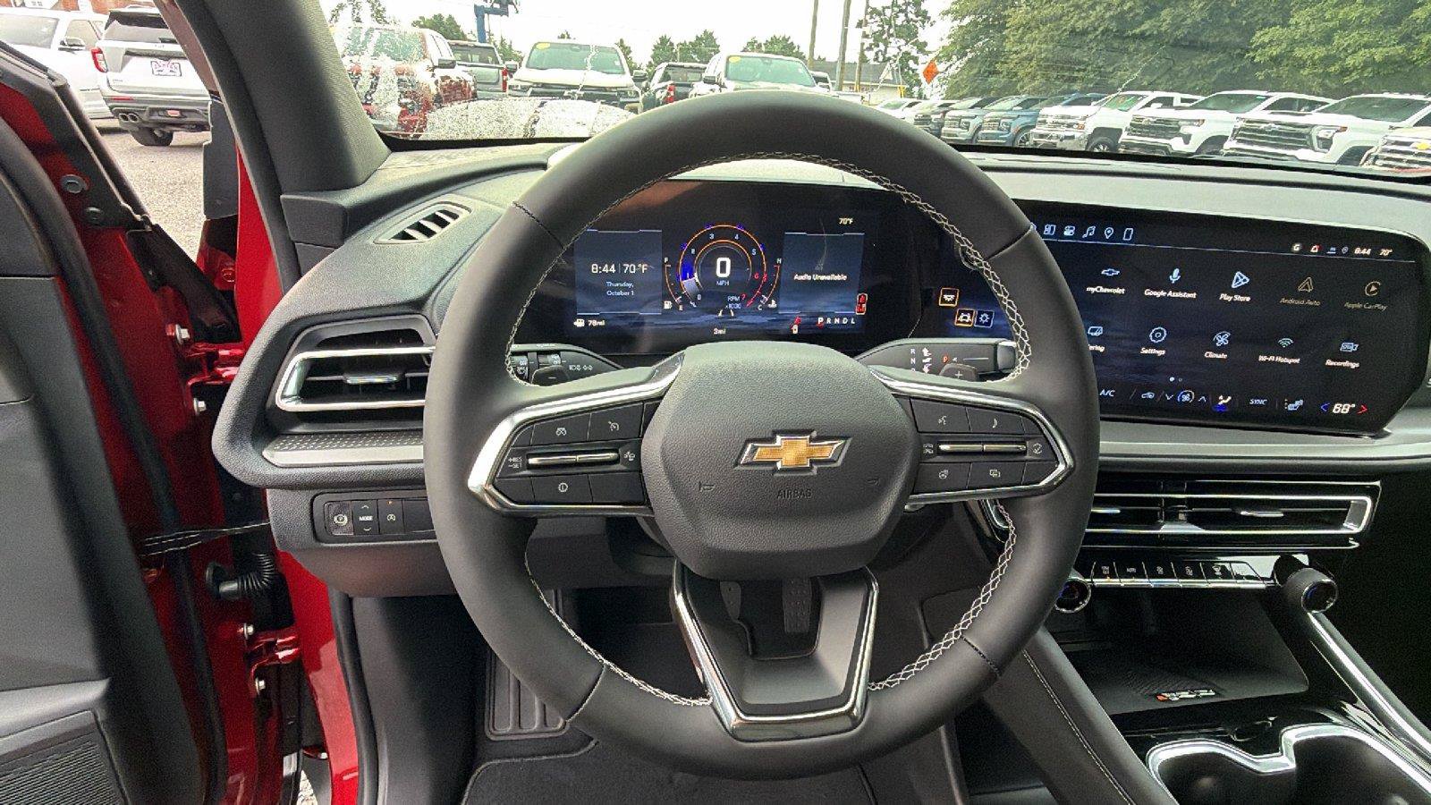 New 2027 Chevrolet Traverse LT w/ Sun and Wheel Package FWD image 23
