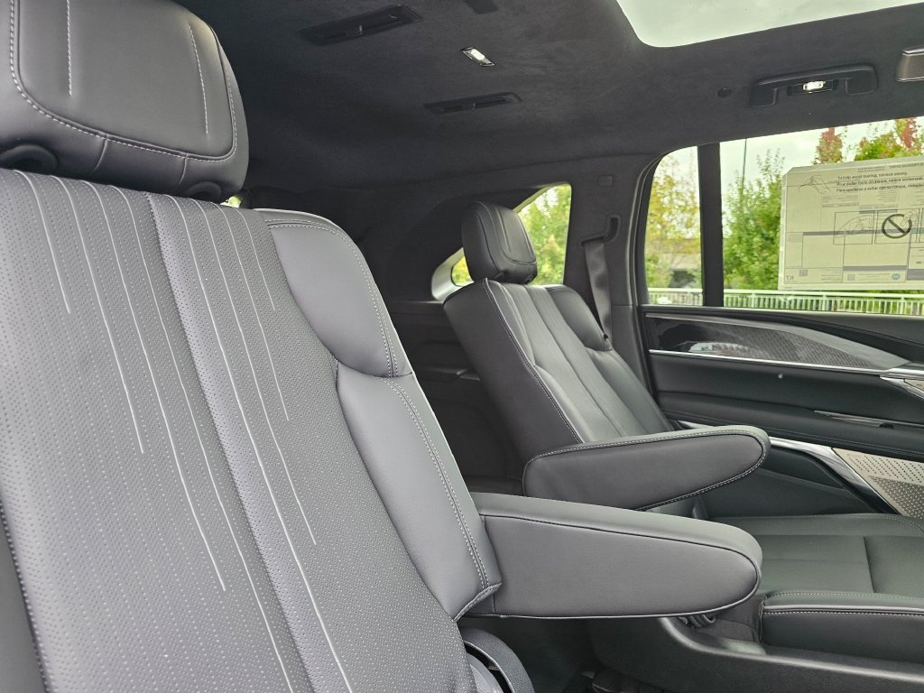 New 2026 Cadillac Escalade IQ Sport 2 AWD/4WD image 13