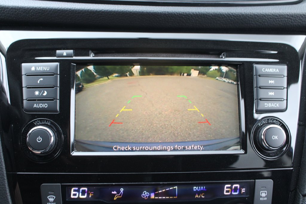 Used 2018 Nissan Rogue SV AWD/4WD image 23