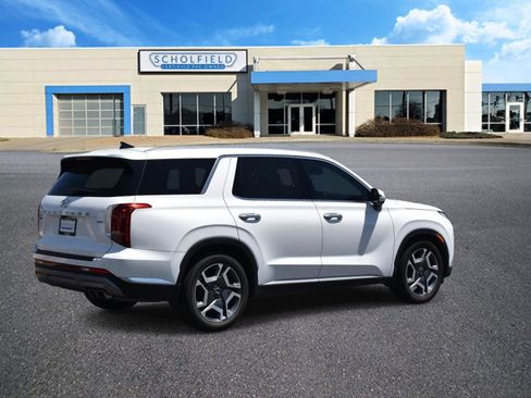 Used 2023 Hyundai Palisade Limited AWD/4WD image 3