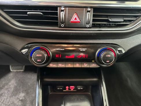 Used 2019 Kia Forte S image 22