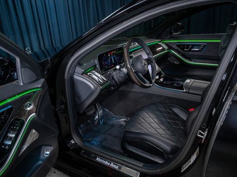 New 2025 Mercedes-Benz S 580 4MATIC Sedan image 9