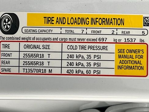 Used 2024 Buick Enclave Premium image 76