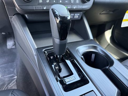 New 2026 Subaru Outback Premium AWD/4WD image 30