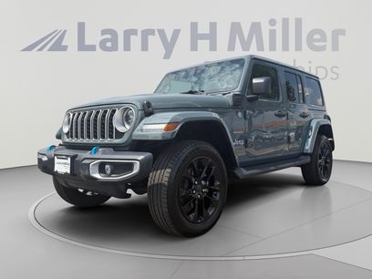 Used 2024 Jeep Wrangler Unlimited Sahara w/ Technology Group