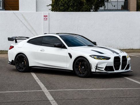 Used 2021 BMW M4 Competition RWD image 2