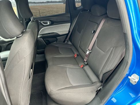 Used 2023 Jeep Compass Sport image 20