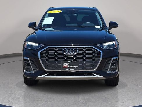 Used 2023 Audi Q5 2.0T Premium Plus w/ Premium Plus Package AWD/4WD image 3