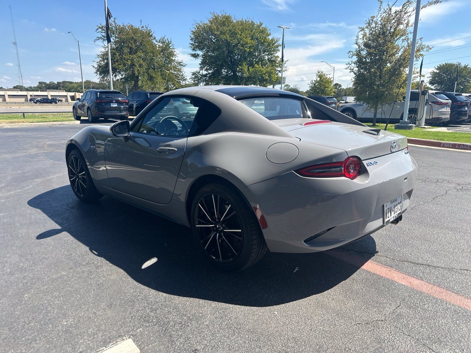 Used 2025 MAZDA MX-5 Miata RF Grand Touring RWD image 3