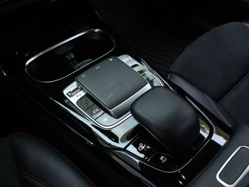 Used 2020 Mercedes-Benz CLA 35 AMG 4MATIC image 33