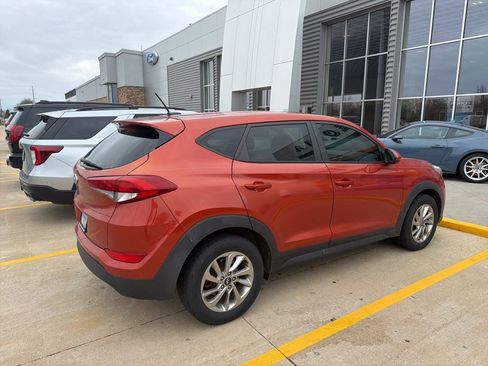Used 2017 Hyundai Tucson SE image 3