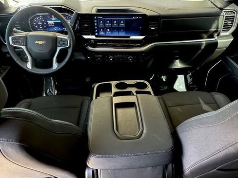 Used 2026 Chevrolet Silverado 1500 LT w/ Protection Package RWD image 17