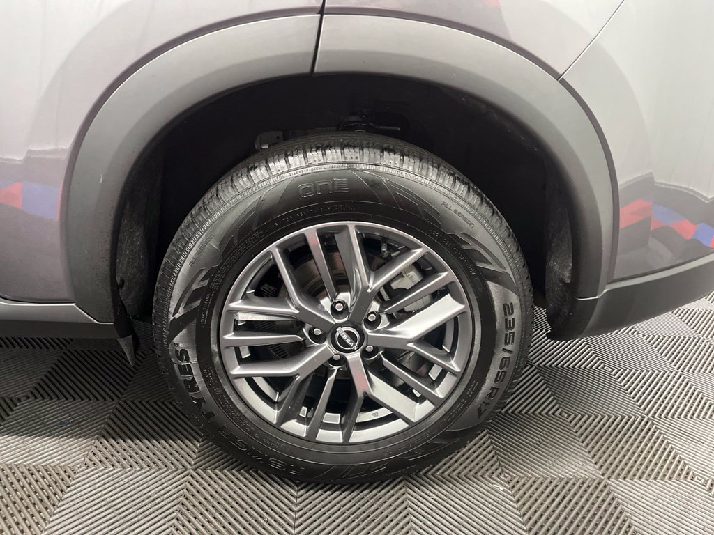 Used 2024 Nissan Rogue S AWD/4WD image 27