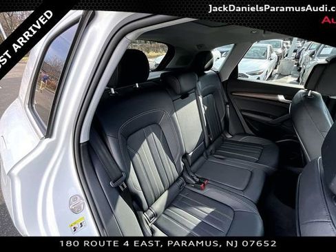 Used 2023 Audi Q5 2.0T Premium Plus w/ Premium Plus Package image 19