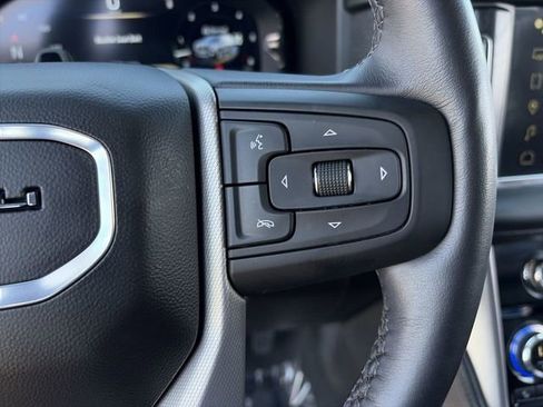 Used 2024 GMC Yukon XL Denali w/ Advanced Technology Package image 23