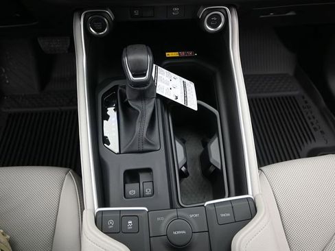 New 2026 Toyota Grand Highlander Limited image 8