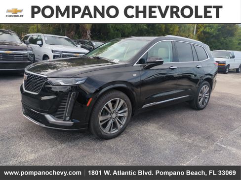 Used 2021 Cadillac XT6 Premium Luxury image 7