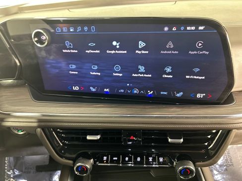 Used 2025 Chevrolet Tahoe LT RWD image 16