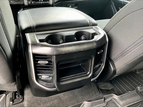 Used 2022 RAM 1500 Big Horn AWD/4WD image 8