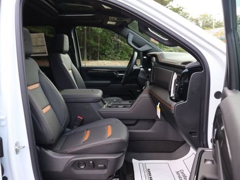New 2026 GMC Sierra 2500 AT4 w/ AT4 Premium Plus Package AWD/4WD image 26