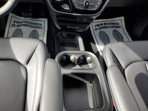 New 2026 Chrysler Voyager LX FWD image 21