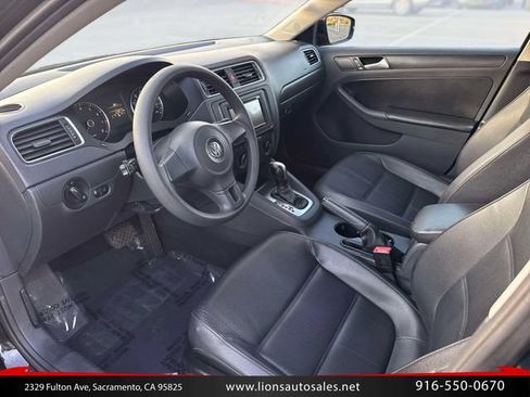 Used 2014 Volkswagen Jetta SE FWD image 13
