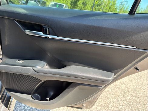 Used 2020 Toyota Camry SE FWD image 46