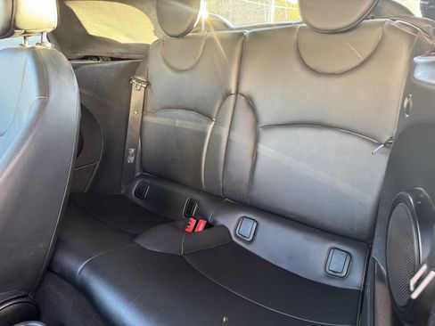 Used 2011 MINI Cooper Convertible image 10